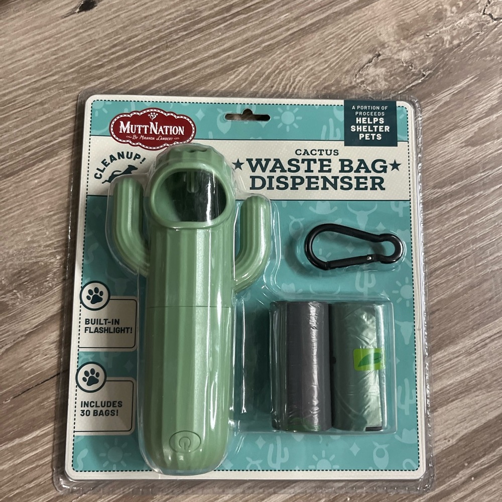 NIP Mutt nation waste bags dispenser/light